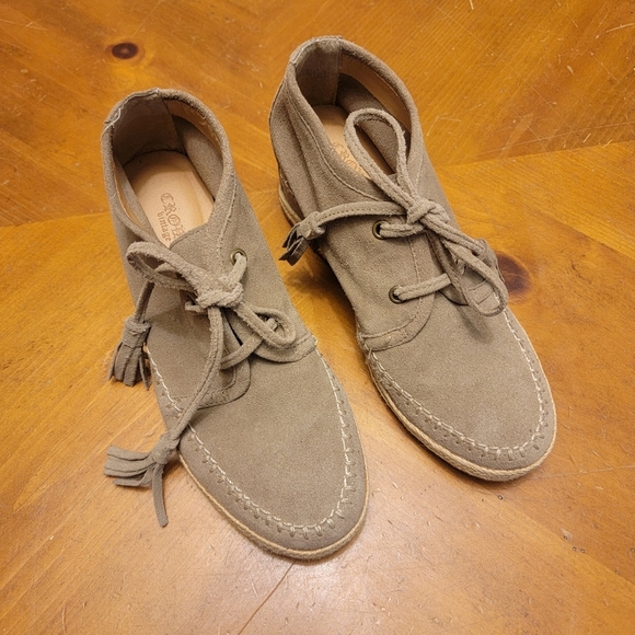 Crown Vintage Wedge Bootie - Picture 2 of 6